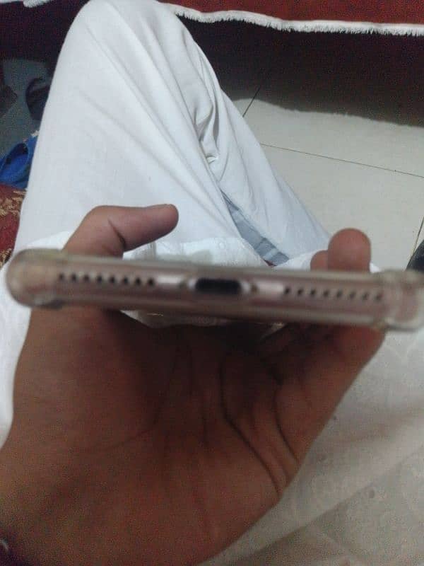 mobile sale i phone 7 plus 4