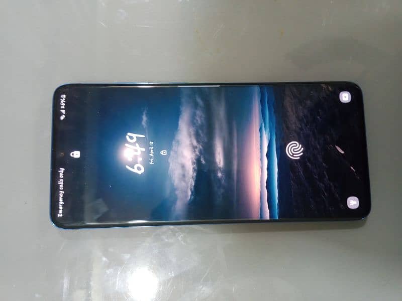 Samsung galaxy s20+ non pata with box 3