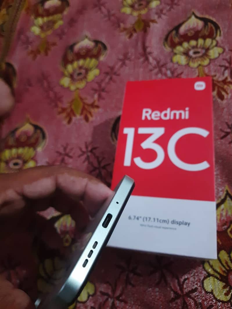 Redmi 13C 6/128 4