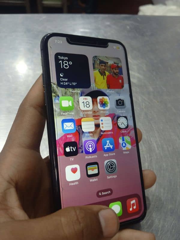 iPhone x non PTA 64GB hai yeh mera WhatsApp number hai 03 27 9938 723 5