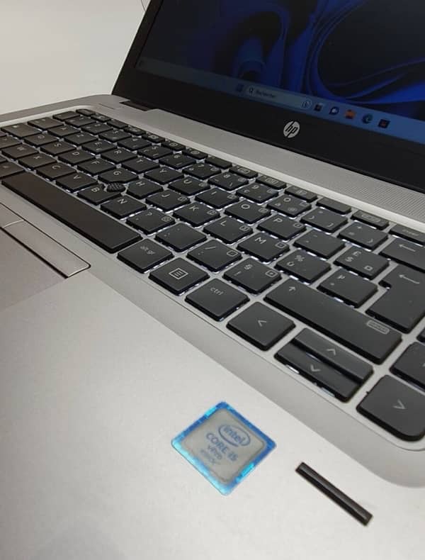 HP EliteBook 840 G3 4