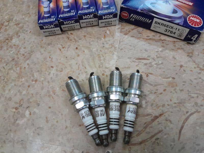 NGK IRIDIUM SPARK PLUGS [BKR6EIX-11] 4PCS 3