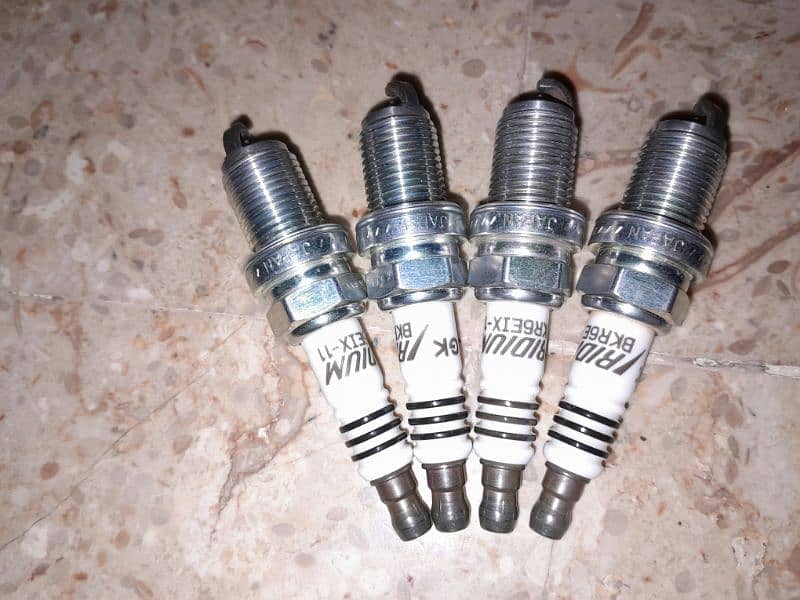 NGK IRIDIUM SPARK PLUGS [BKR6EIX-11] 4PCS 4