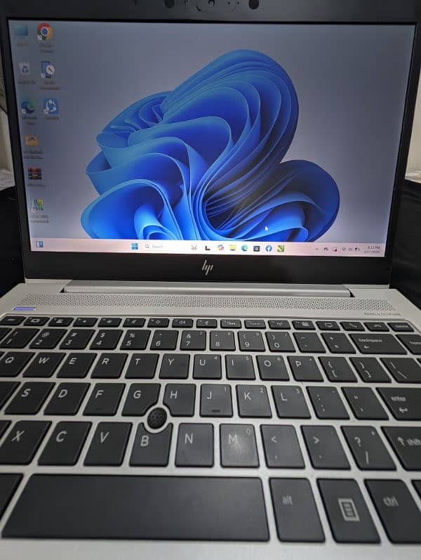 Hp Elitebook 840 G6 Notebook almost brand new condition for sale 6