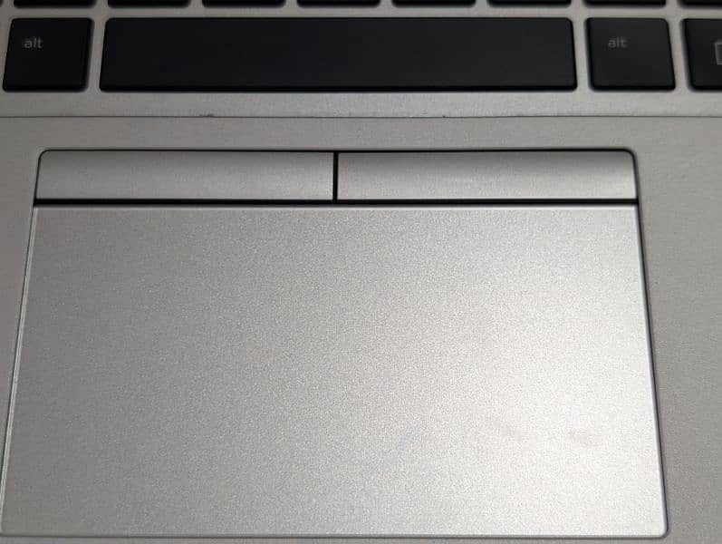 Hp Elitebook 840 G6 Notebook almost brand new condition for sale 9