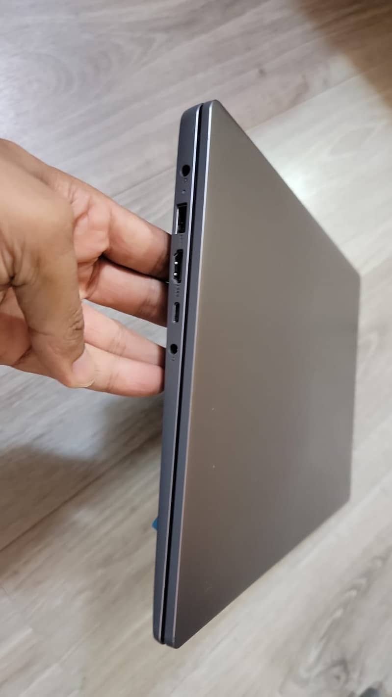 LENOVO IdeaPad Slim 3 15IRU8 (13th Generation) 15.6" FHD LAPTOP 1