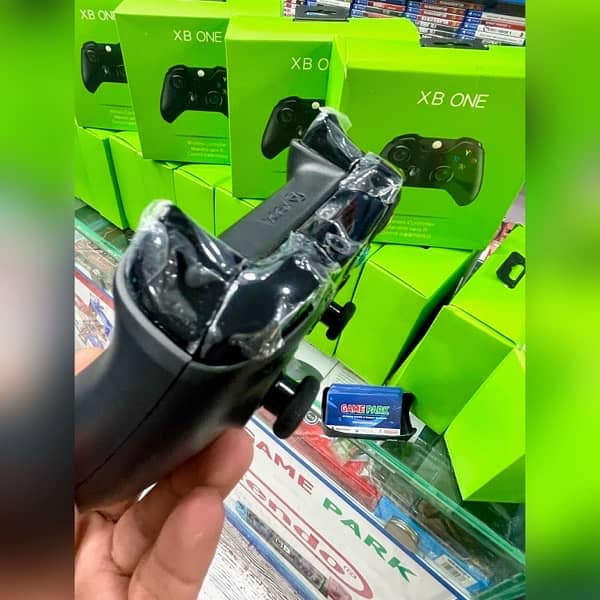 X Box One Controller 2