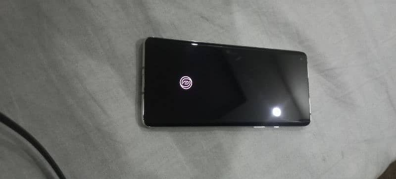 One plus 8 . . 12+7gb ram 256 memory . . . Snapdragon 2