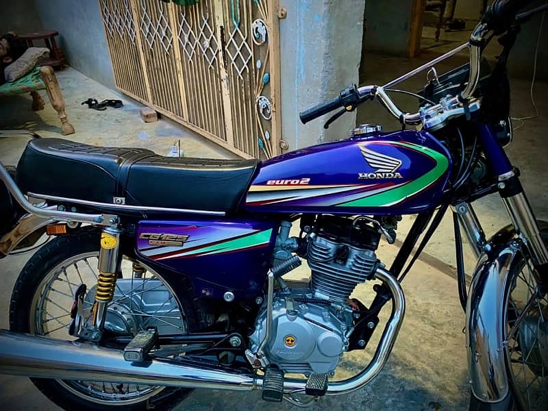 honda 125 condition10/10 on any fault 2013model genuine 0