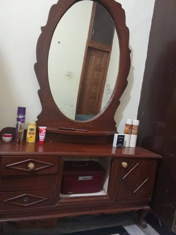 Dressing table 1