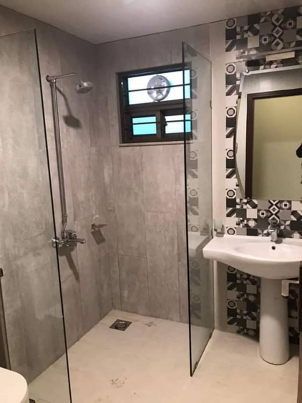 Brend New Apartment Available For Rent In Askari 11 Sec-D Lahore 37