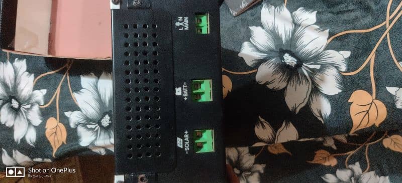 simtek mppt solar charge controller 3