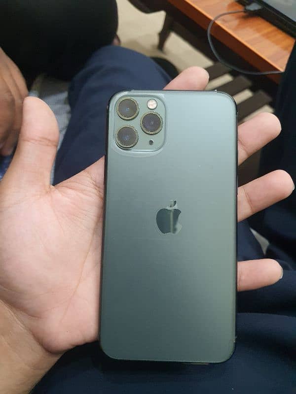 iphone 11 pro non pta jv 64 gb 10/10 confdition 0