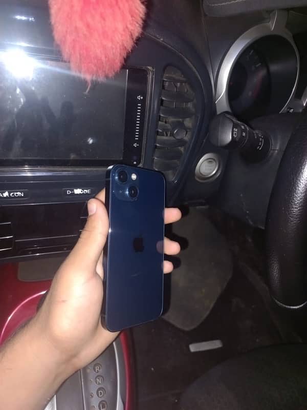 I phone 13 some like new phone 4