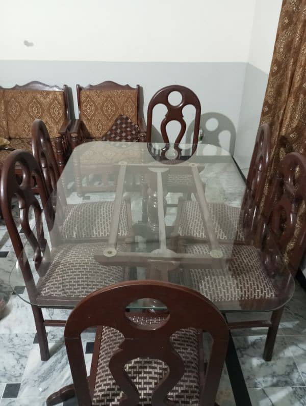 GLASS DINING TABLE 2