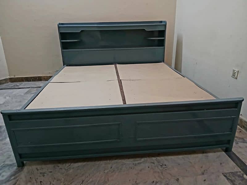 Double Bed wooden 0