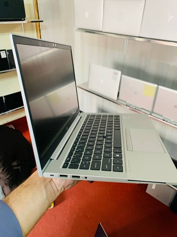 Hp 840G7 i5 10th generation 16Rm 256ssd touchscreen 0