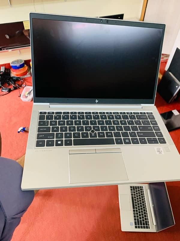 Hp 840G7 i5 10th generation 16Rm 256ssd touchscreen 2
