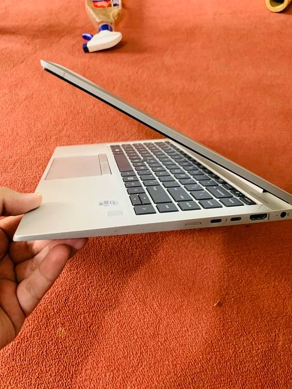 Hp 840G7 i5 10th generation 16Rm 256ssd touchscreen 8
