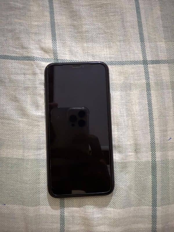 Iphone 11 pro 512 gb Pta approved 2