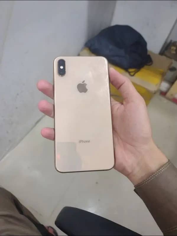 XS max Factory Unlock 0
