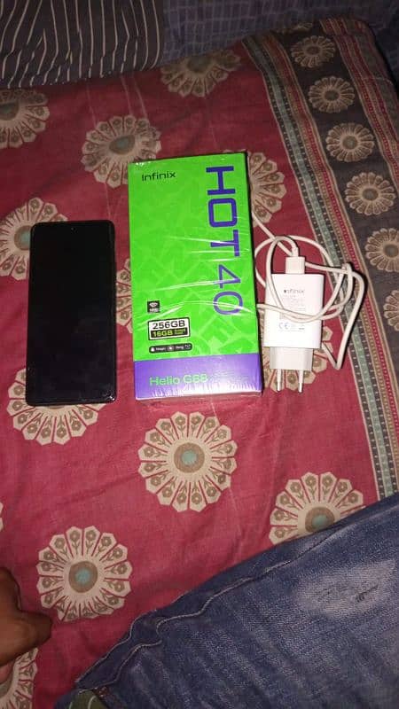 Infinix hot 40 4