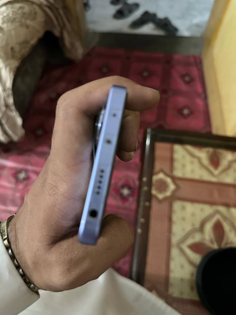 Xiaomi Redmi Note 13 Pro 3