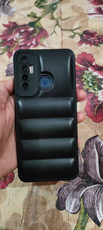 Tecno camon 17 6/128gb 5