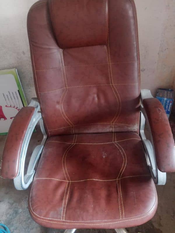 chair 9/10 condition 1