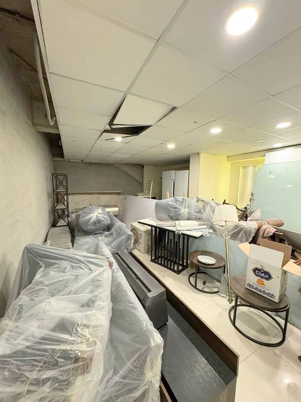 Fitted Office On First Floor Near KFC For Rent F-6 Markaz, Islamabad 4