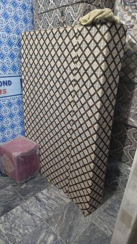 Sofa Cumbed Medicated in all sizes are available in whole sale rates 9