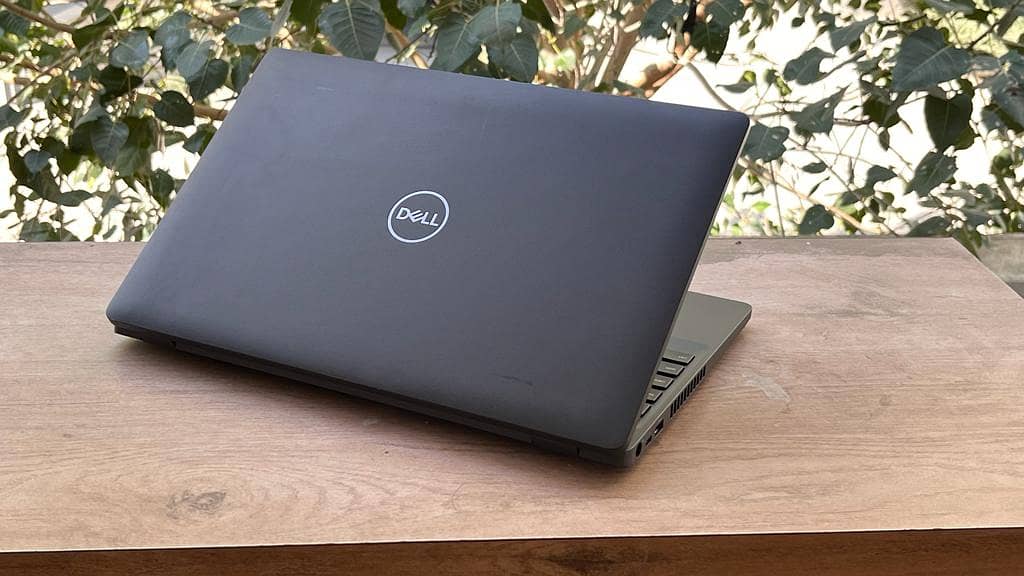 Dell Latitude 5500 1