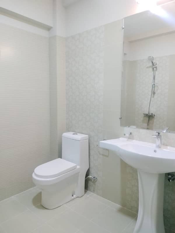 New Apartment available for sale in Askari 11 sec-B Lahore 21