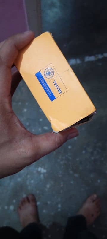 tacno spark 7 4gb 64gb with box 13