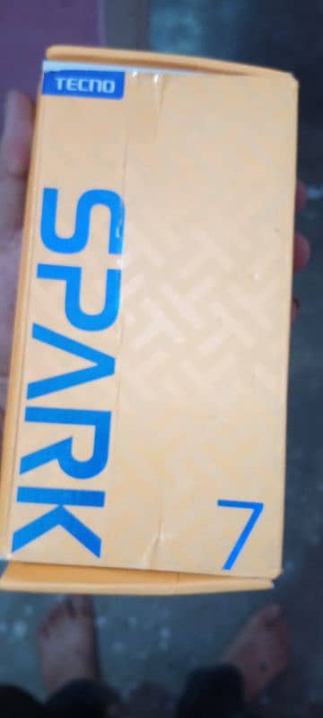 tacno spark 7 4gb 64gb with box 15