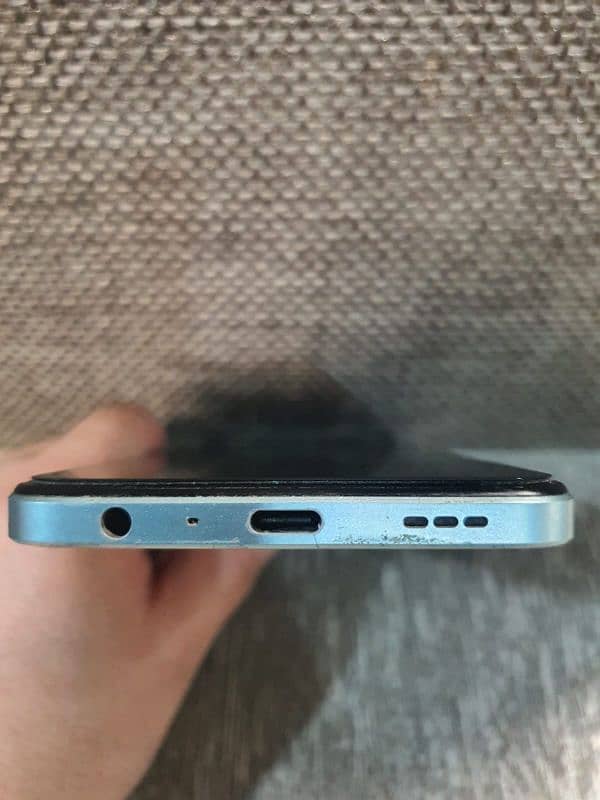 Oppo F21 pro 5g - 10/10 condition 4