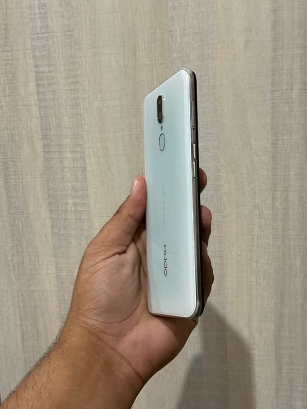 oppo f11 8gb 256gb all ok Exchange possible 3