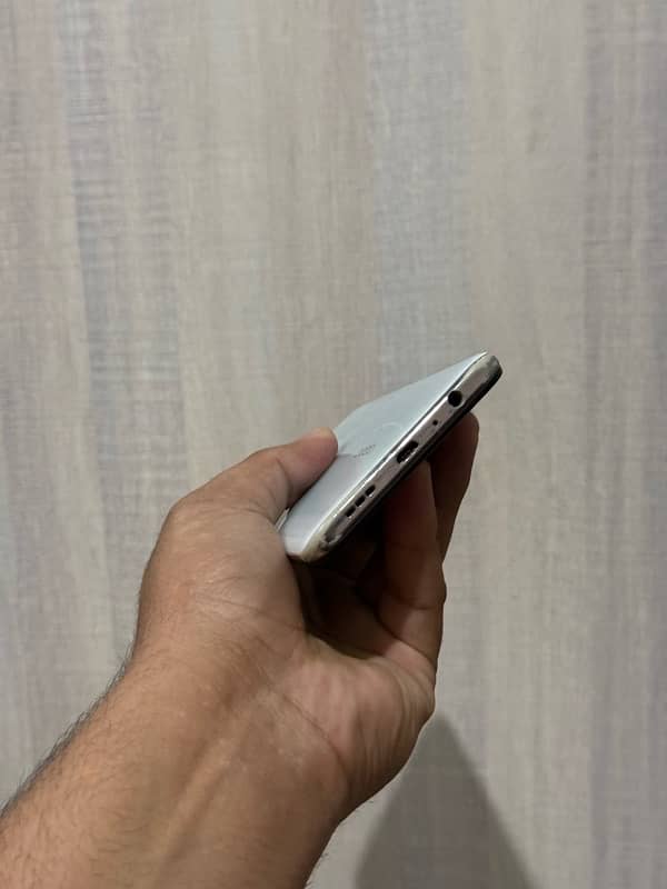 oppo f11 8gb 256gb all ok Exchange possible 6