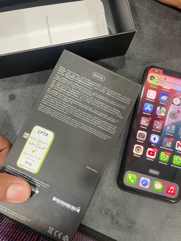 Iphone 11 Pro Max 64GB PTA Approved 3