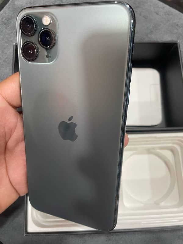 Iphone 11 Pro Max 64GB PTA Approved 4