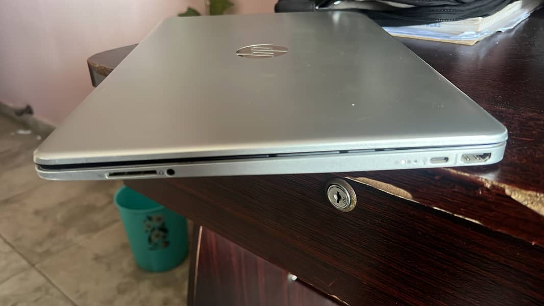 Hp 15-dy2095wm 7