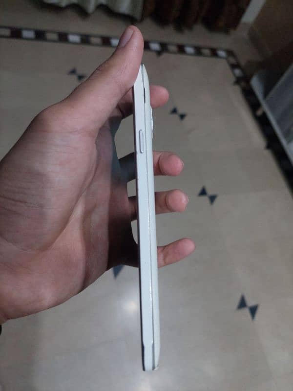 Samsung galaxy note 4 with box and charger 2