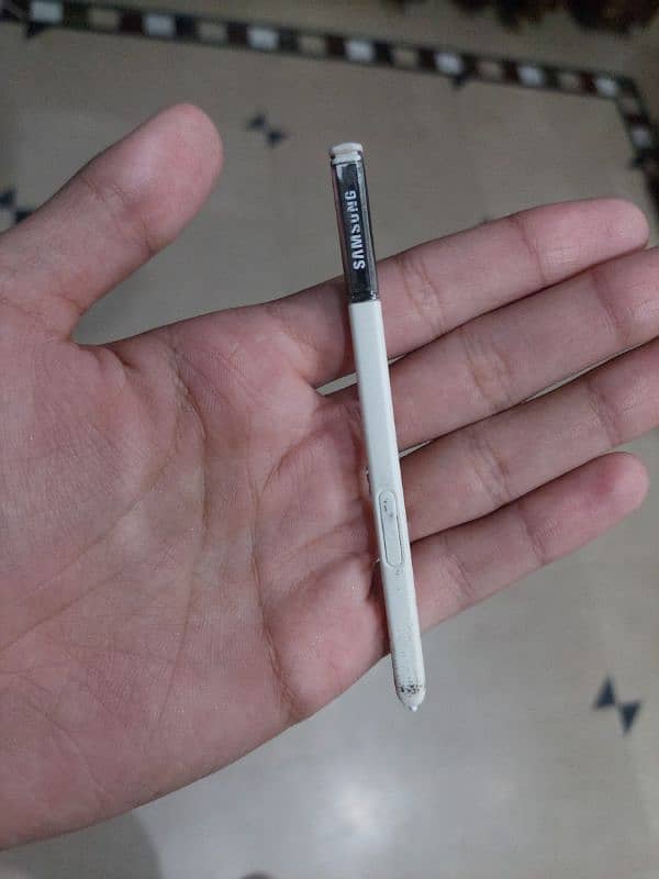 Samsung galaxy note 4 with box and charger 7