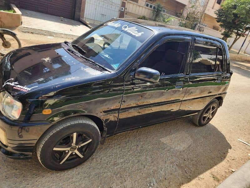 Daihatsu Cuore 2007 3