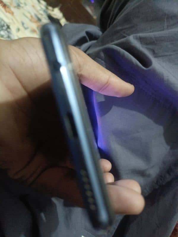 v20 e oringinal charger without box 2