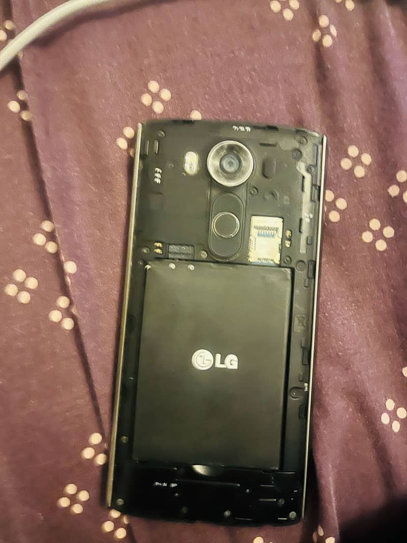 LG v10 battery issue but not dead 2
