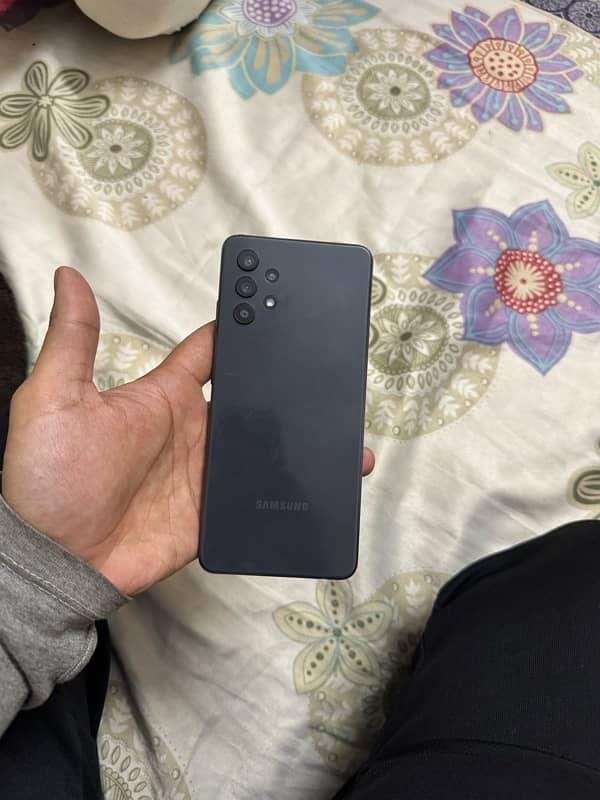 Samsung Galaxy A32 1