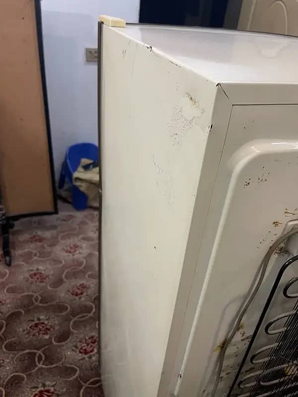 Frige for Sale 2 Door in good condition 7
