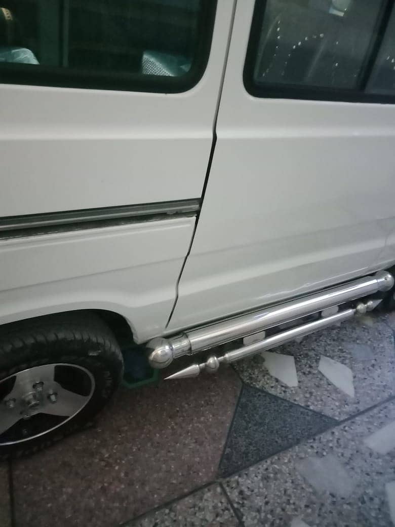 Suzuki Bolan 2024 4