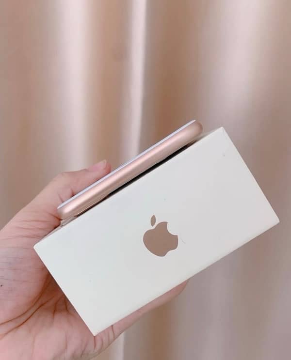 Iphone 8 plus 256gb PTA 3